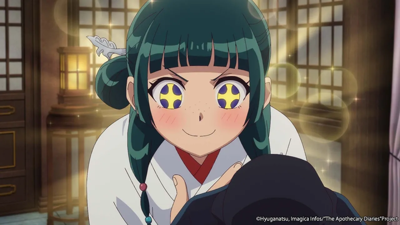 Maomao y Jinshi en un pasillo del palacio imperial