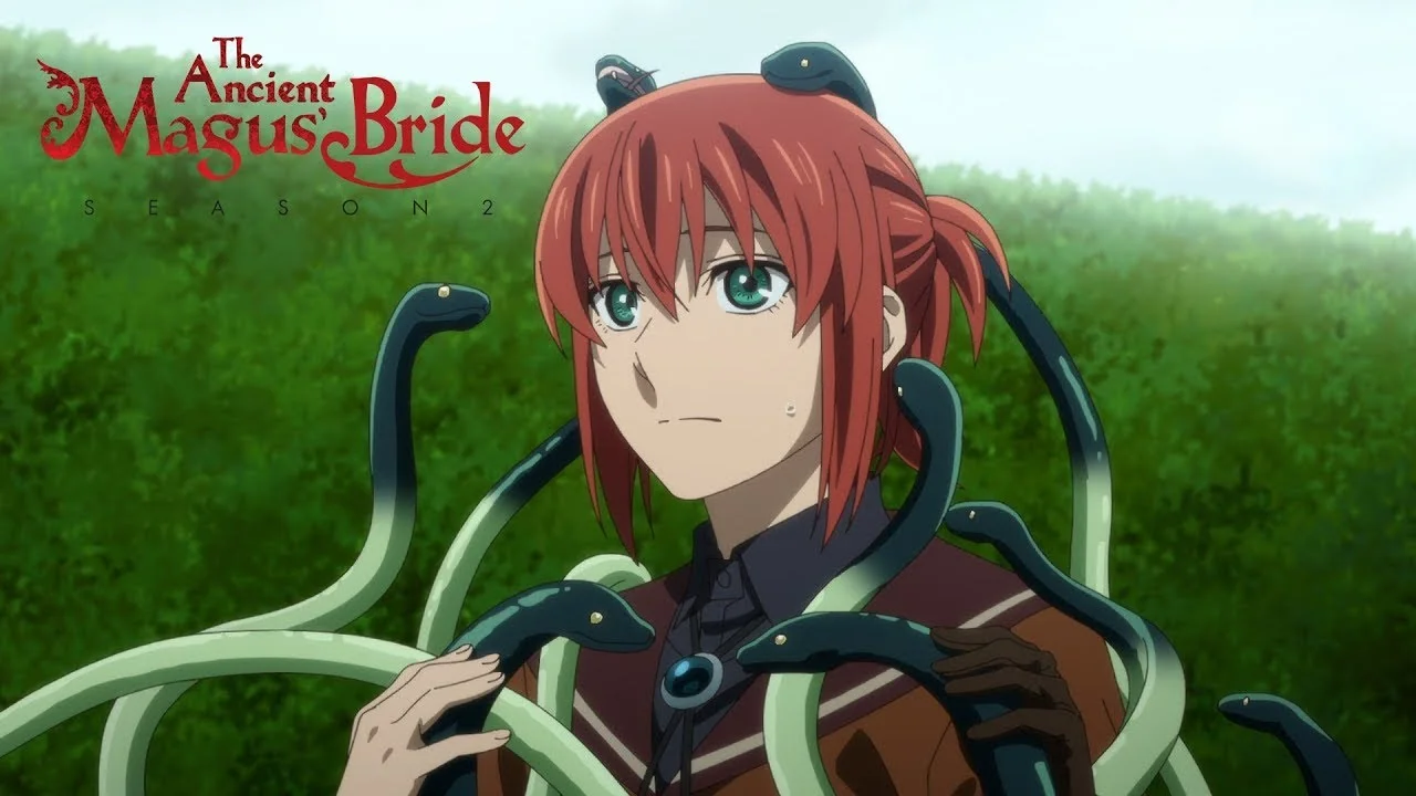 Chise rodeada de serpientes mágicas en The Ancient Magus' Bride temporada 2