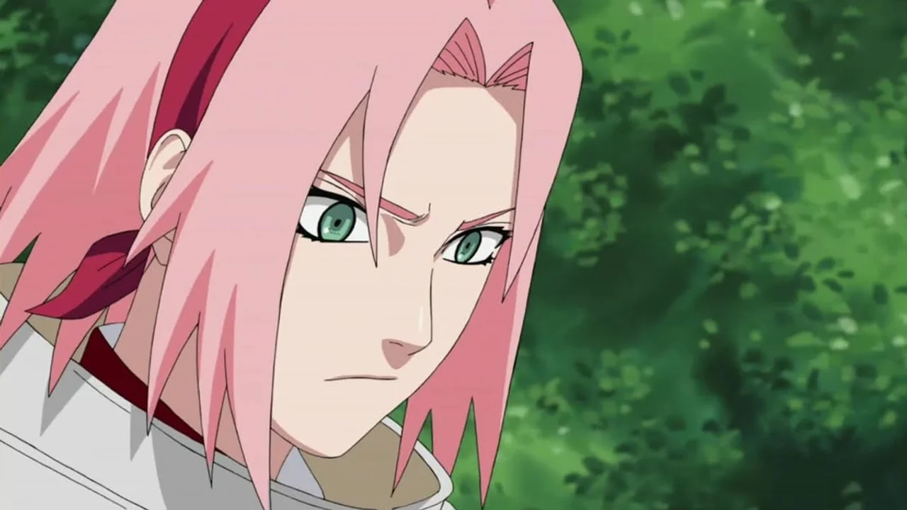 Sakura Haruno con expresión decidida en Naruto Shippuden, personaje injustamente tachado de inútil