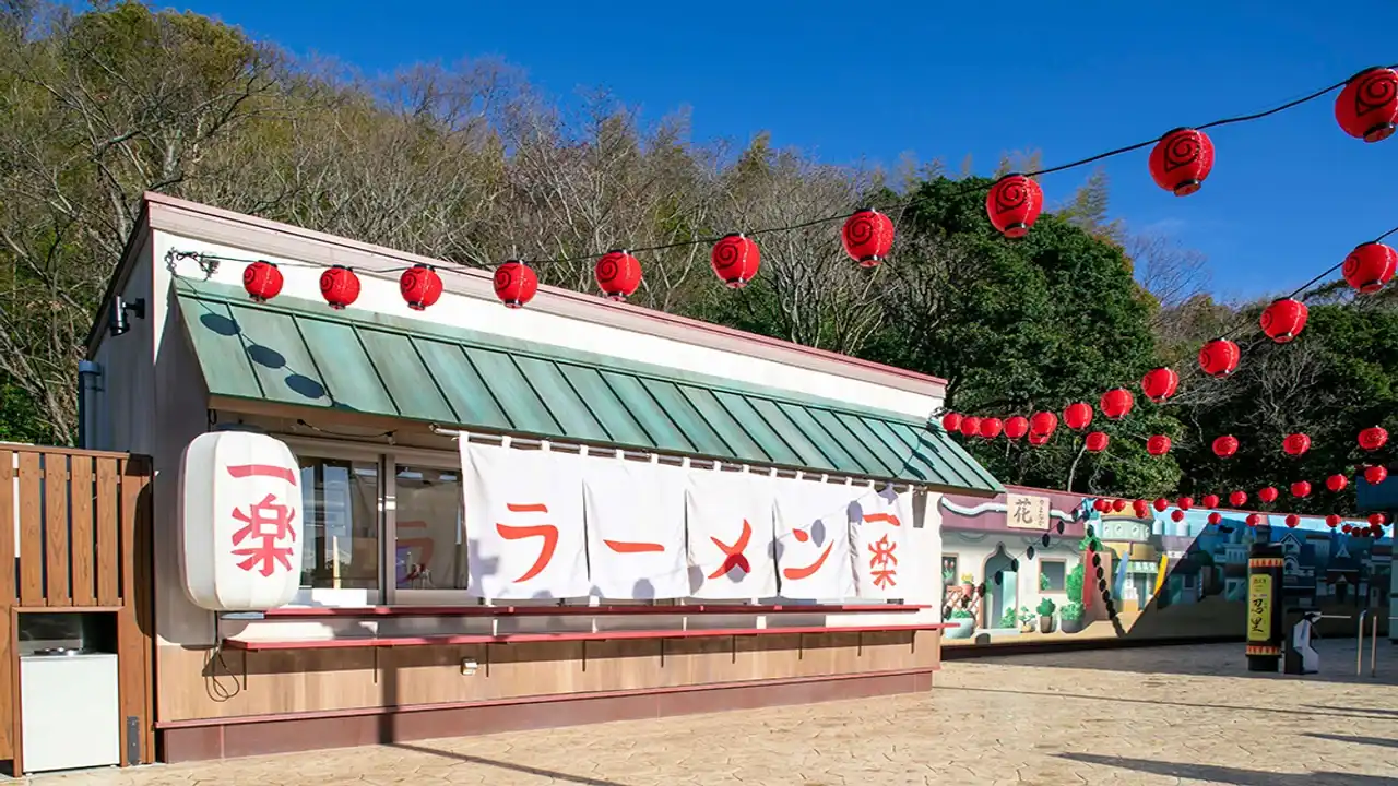 Réplica del Ramen Ichiraku de Naruto en Nijigen no Mori, parque temático de anime en la isla de Awaji